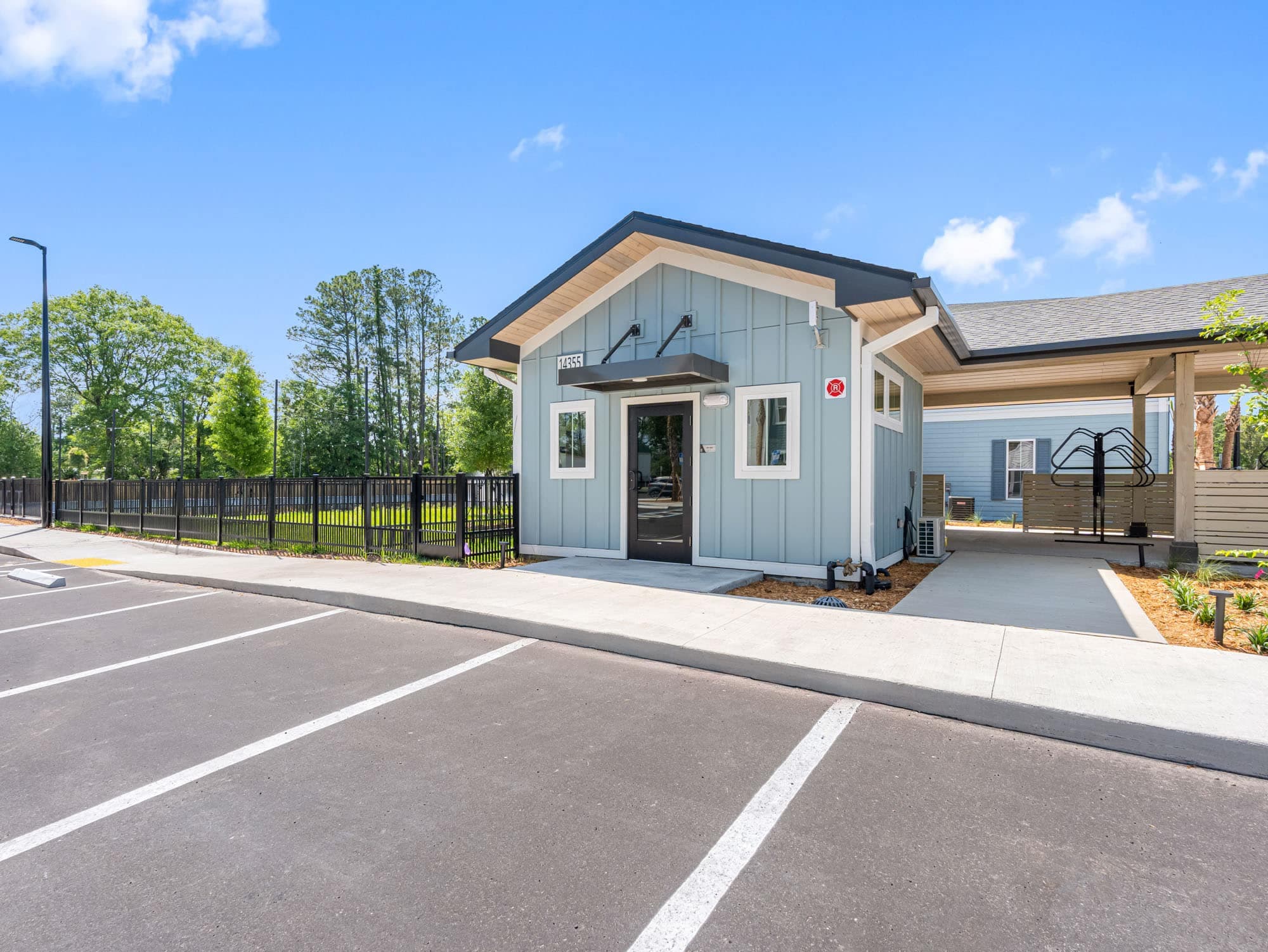 Apela House property photo 15