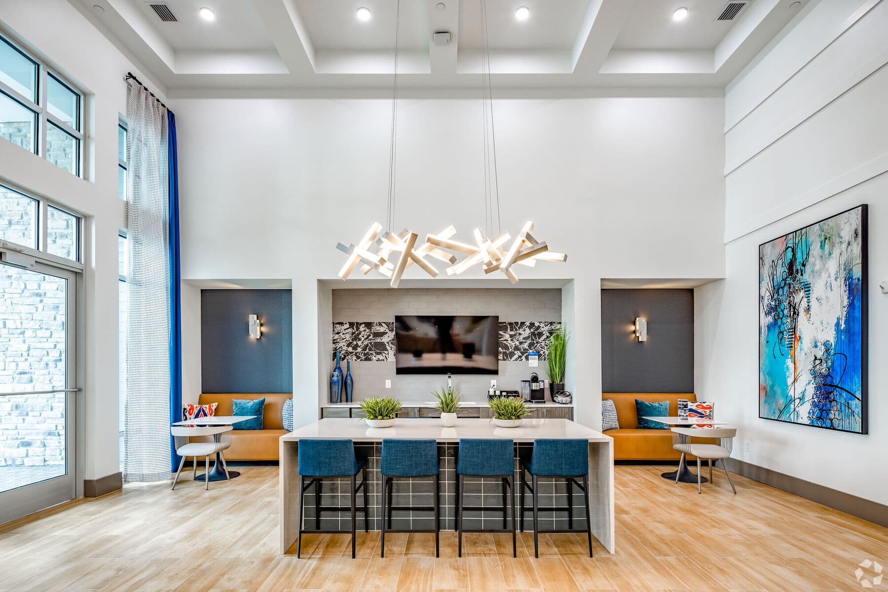 Encore Metro at Millenia property photo 2