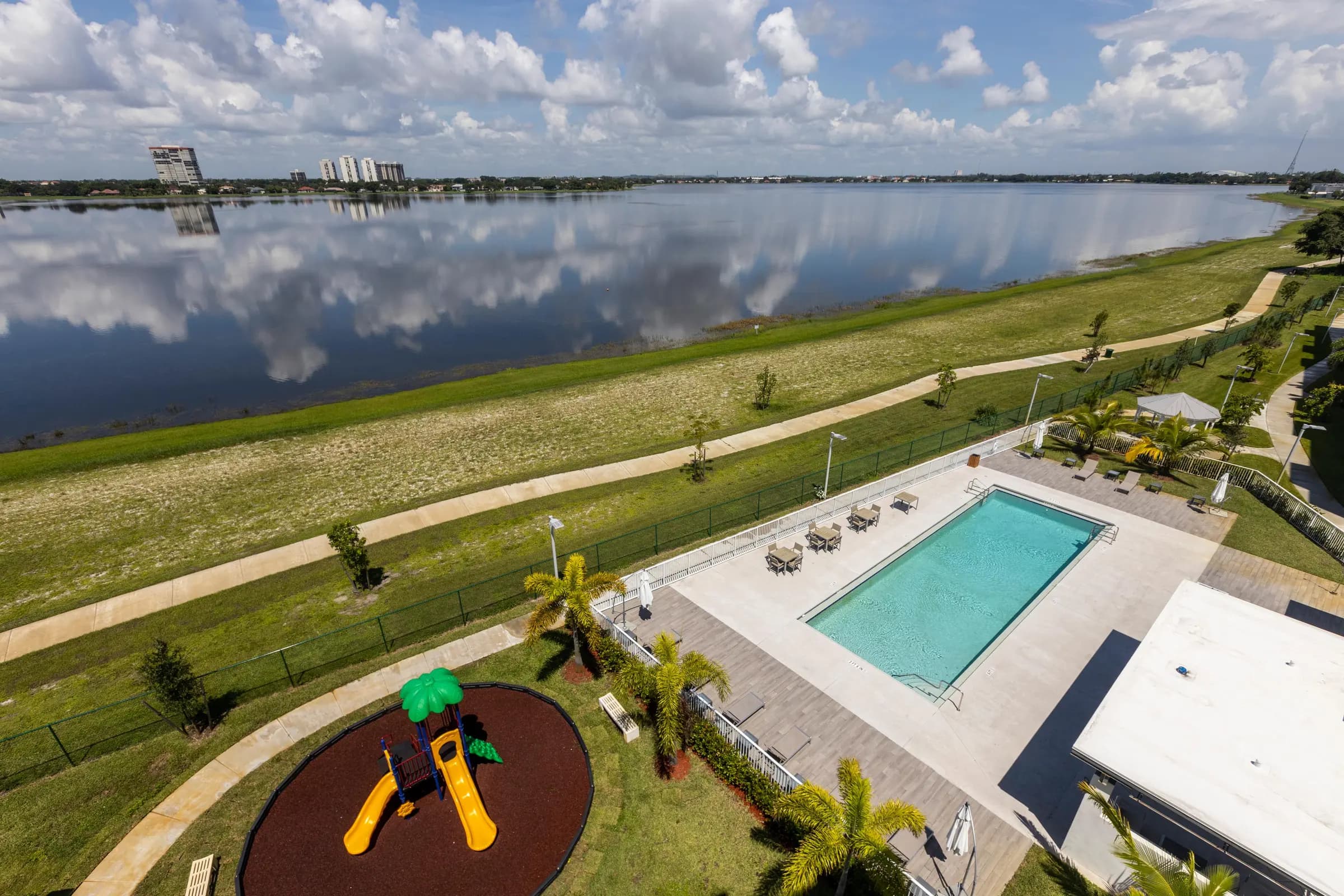 Veridian Shores property photo 5