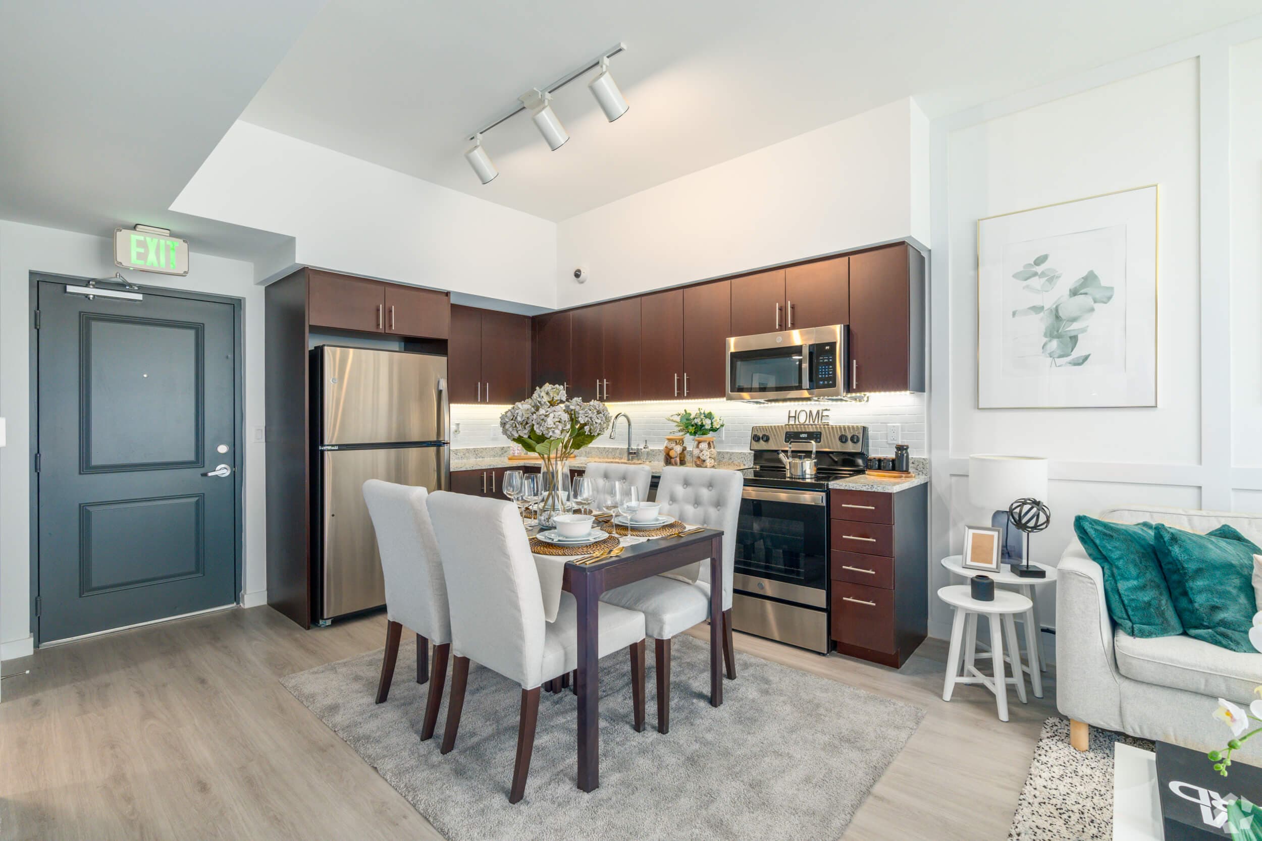 Resia Biscayne Drive property photo 7